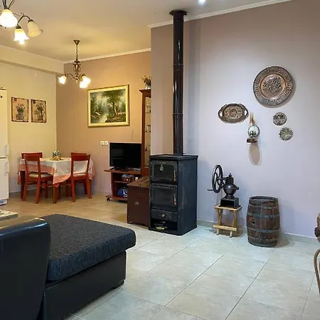Holiday home Evak Palaiontsiflikion